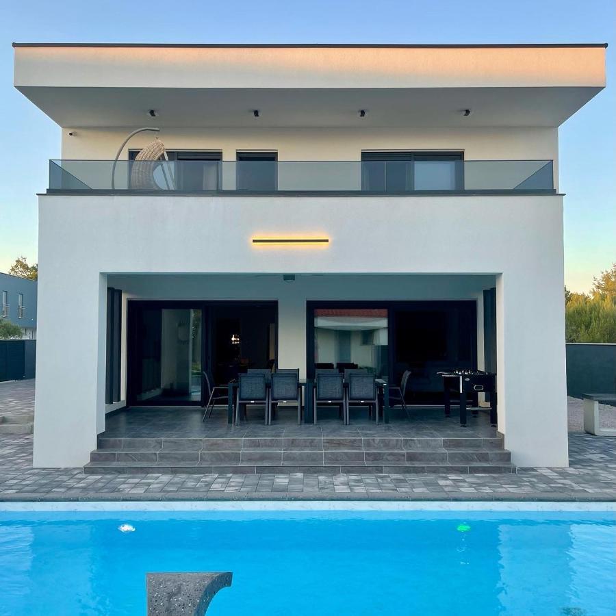 Villa Mila Врси Экстерьер фото