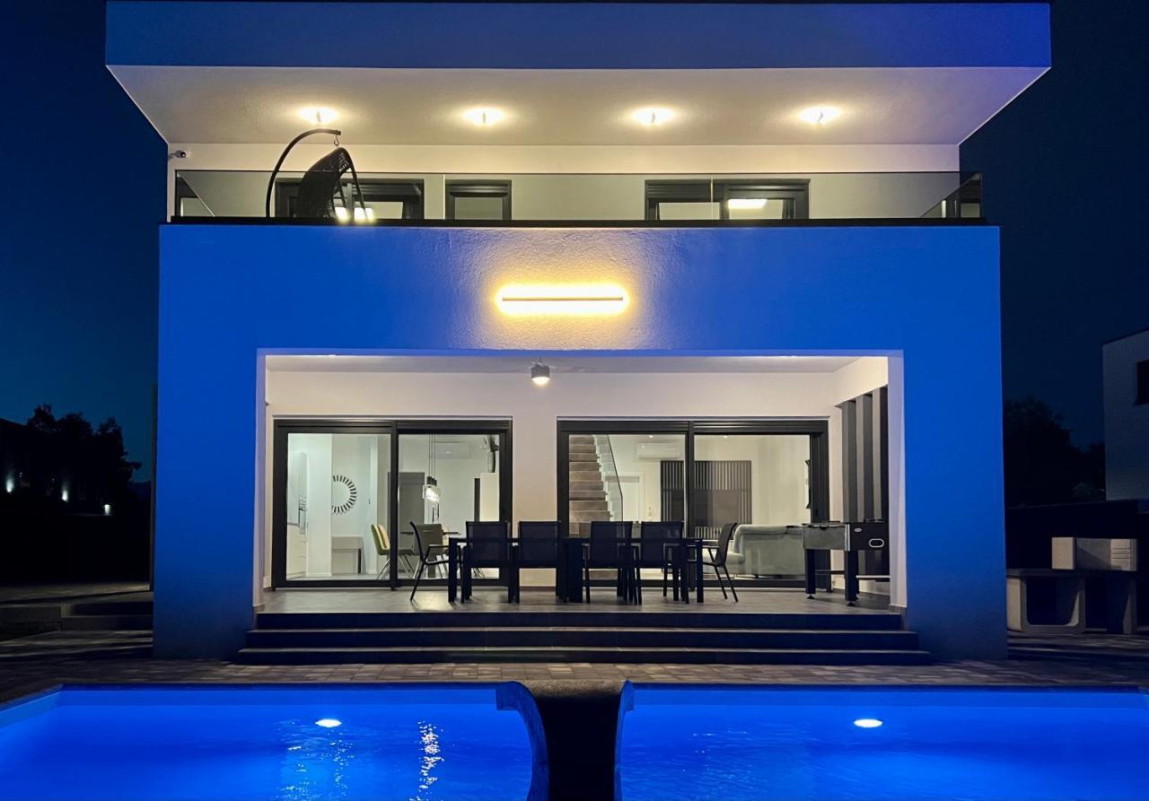 Villa Mila Врси Экстерьер фото